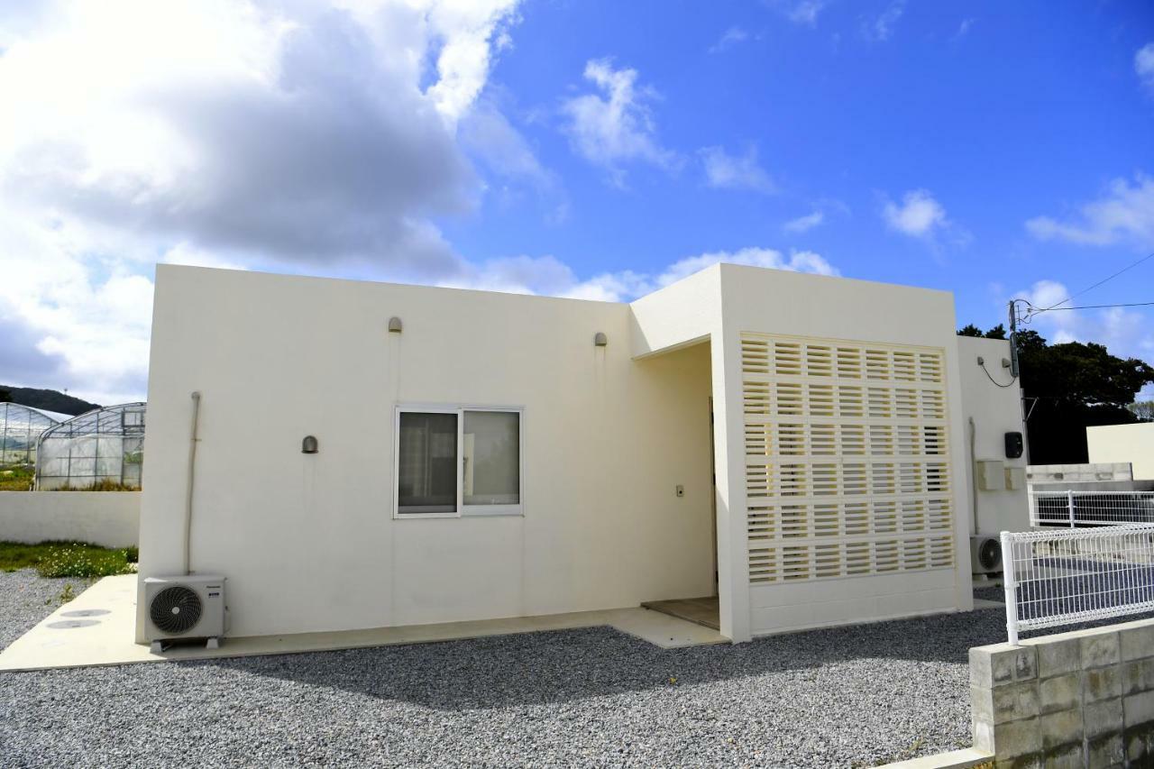 Bb Wakugawa Terrace Villa Nakijin Exterior photo