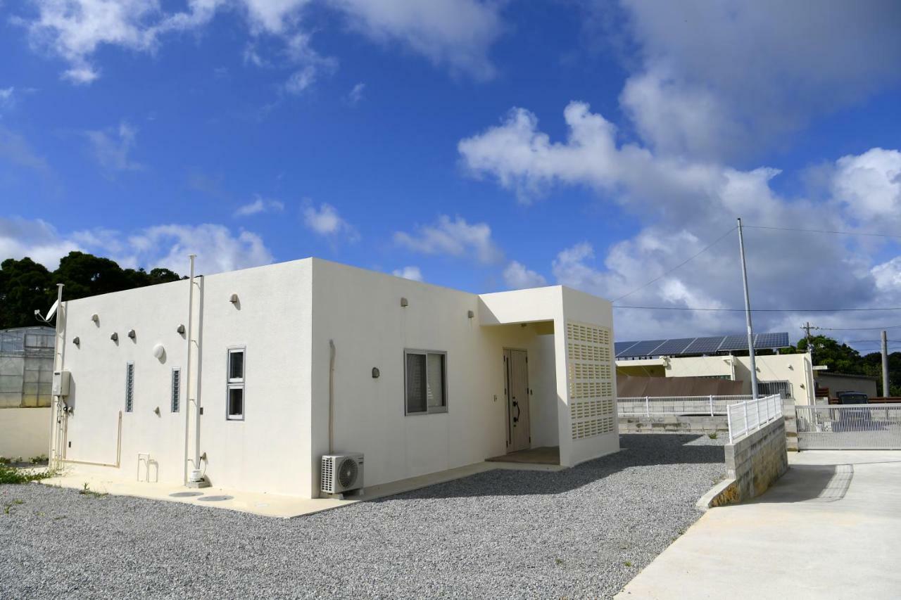 Bb Wakugawa Terrace Villa Nakijin Exterior photo